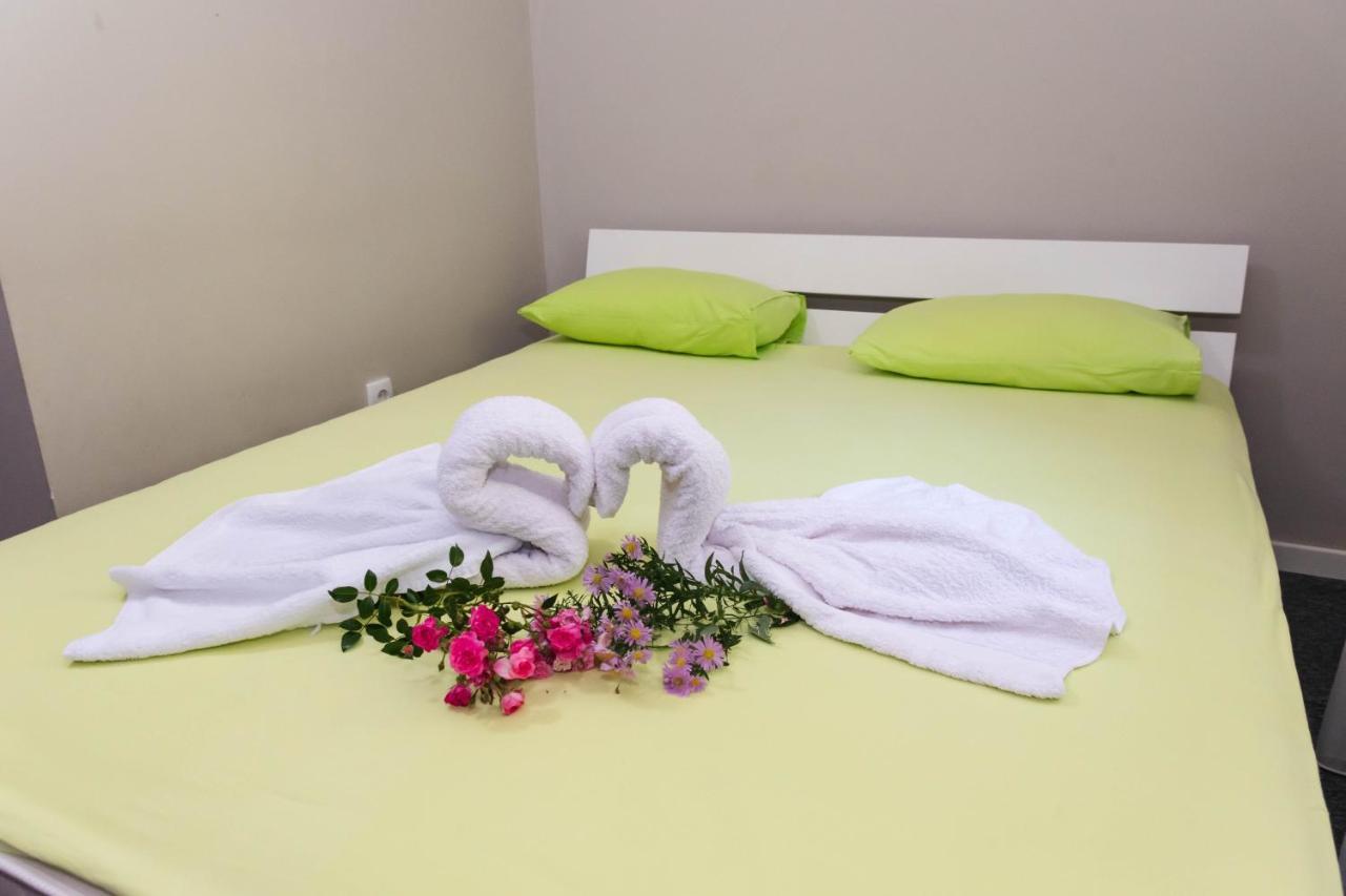 Anin Dvor Sekovici Appartement Buitenkant foto